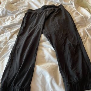 Zella work out capris with gathered leg bands